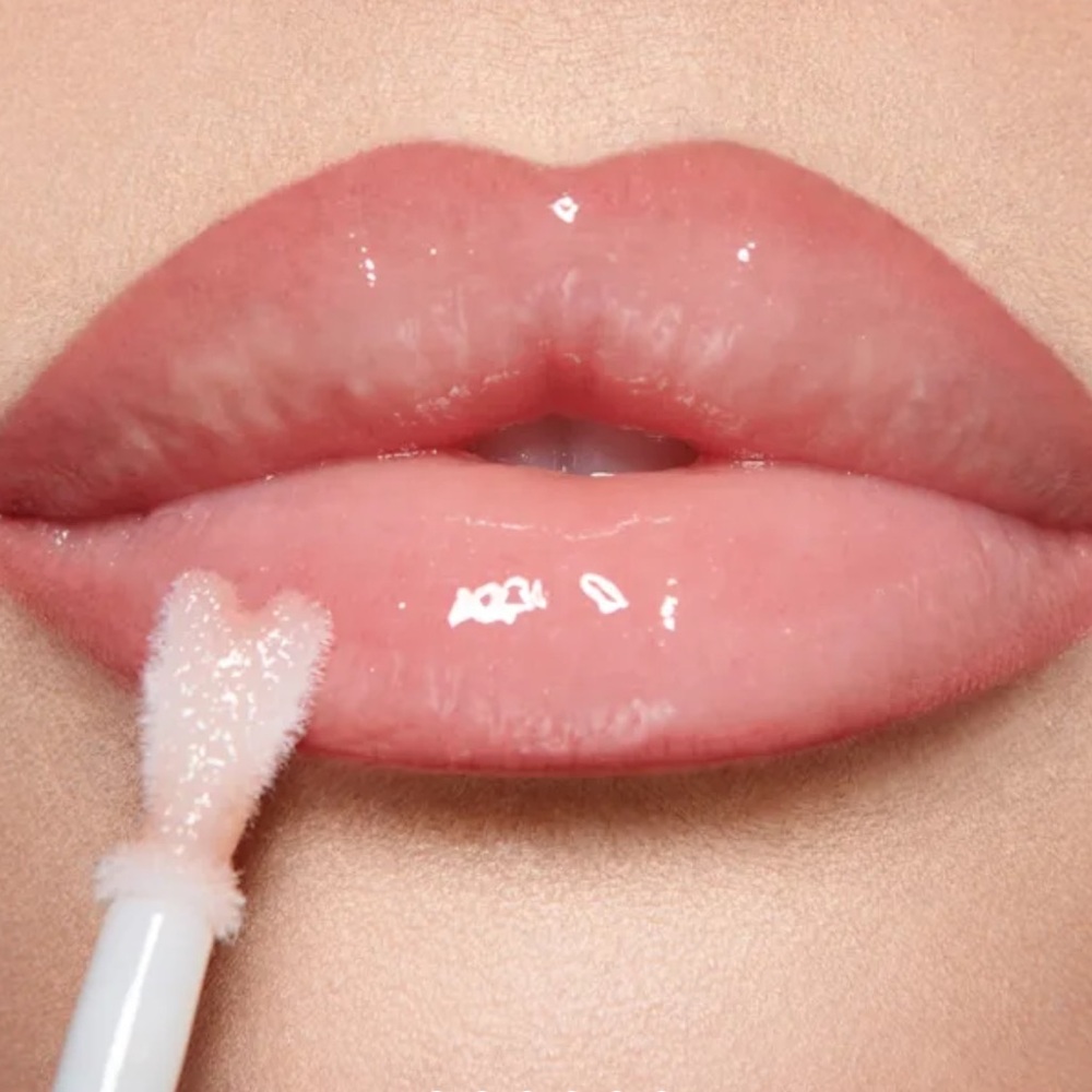 ✨ CHARLOTTE TILBURY COLLAGEN LIP BATH ICONS KIT
LIMITED EDITION KIT - Picture 6 of 9
